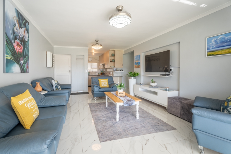 To Let 3 Bedroom Property for Rent in Greenways Golf Estate Western Cape